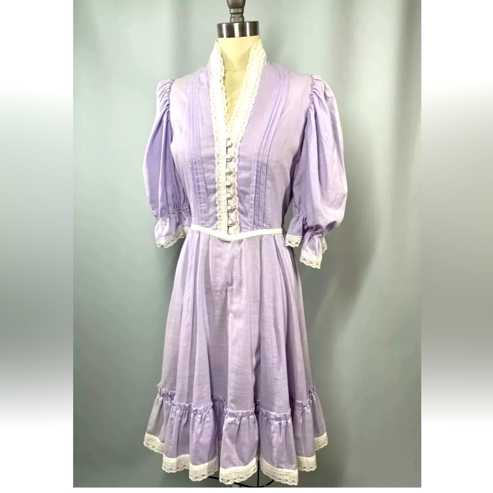 Vintage unbranded gunne sax purple dress